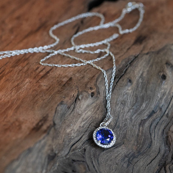 Blue Sapphire & Diamond Necklace in 18k White Gold
